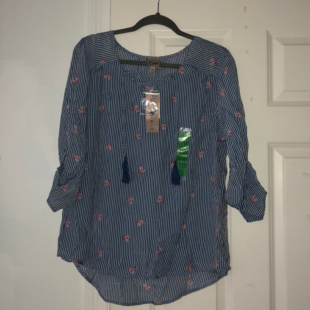 Cool Vintage Floral Blouse